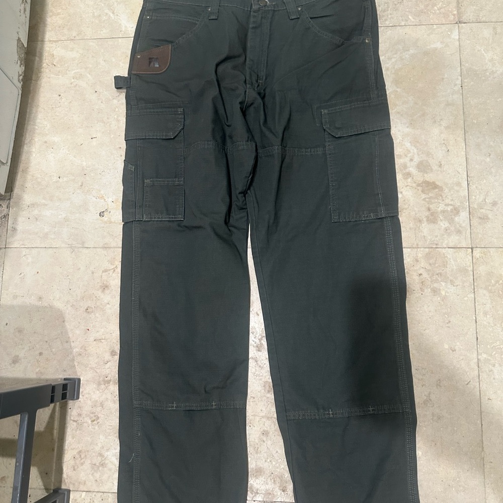 Men's Wrangler Riggs Dark Green Cargo Pants 36x32